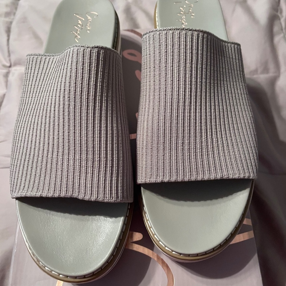 Crown vintage mules